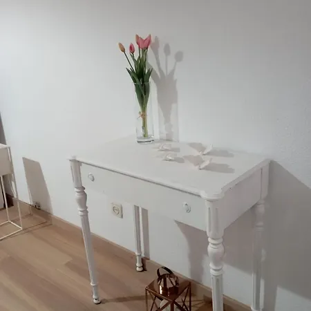 Village House Апартаменты