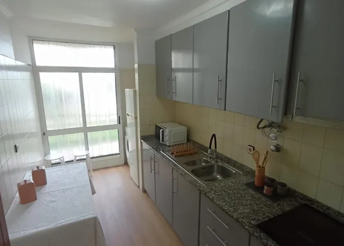 Village House 公寓 *